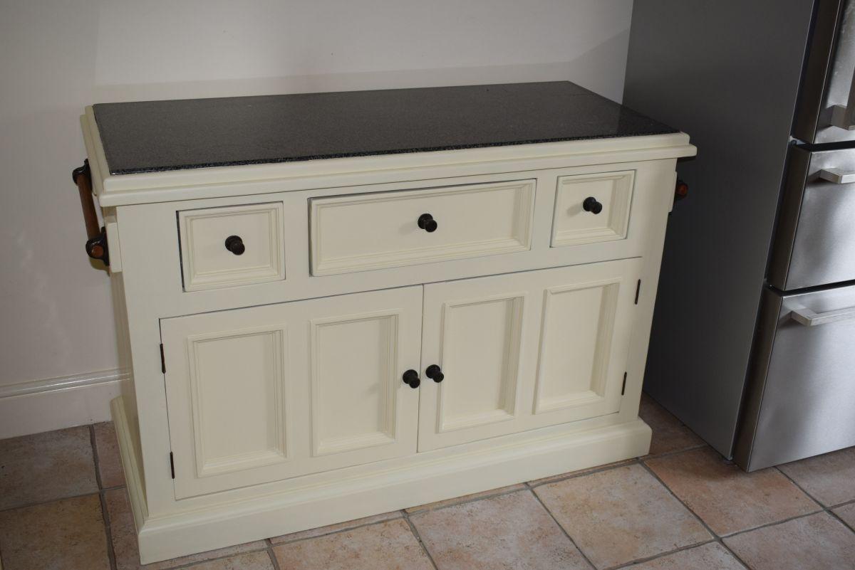 Painted Kitchen Mersea